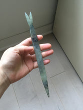 Load image into Gallery viewer, 22cm 100% Natural light green black Xiu Jade Serpentine vantage fish square style hairpin AW20
