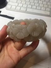 Load image into Gallery viewer, 60mm 100% natural white gray carved Peony and flowers Quartzite (Shetaicui jade) bangle SY109
