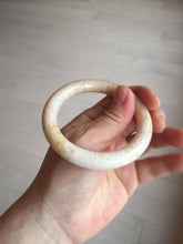 Load image into Gallery viewer, 52.8mm 100% natural beige yellow white round cut Coral Jade (珊瑚玉) bangle SY70
