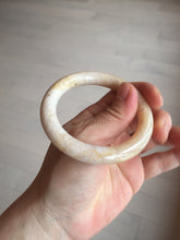 Load image into Gallery viewer, 52.8mm 100% natural beige yellow white round cut Coral Jade (珊瑚玉) bangle SY70
