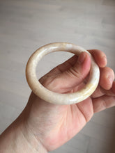 Load image into Gallery viewer, 52.8mm 100% natural beige yellow white round cut Coral Jade (珊瑚玉) bangle SY70
