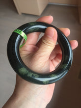 Load image into Gallery viewer, 57.9mm Certified 100% Natural dark green with light green fern frost chubby round cut nephrite Hetian Jade bangle HT103-0792
