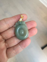 Load image into Gallery viewer, 100% Natural type A icy oily dark green Jadeite Jade seashell (福贝)  pendant F146
