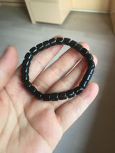 Load image into Gallery viewer, 7x6.2mm 100% Natural black nephrite(Mo Yu, 墨玉) cylinder bead bracelet for 50-55mm HN2
