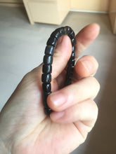 Load image into Gallery viewer, 7x6.2mm 100% Natural black nephrite(Mo Yu, 墨玉) cylinder bead bracelet for 50-55mm HN2
