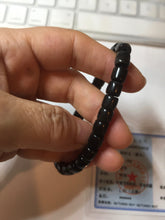 Load image into Gallery viewer, 7x6.2mm 100% Natural black nephrite(Mo Yu, 墨玉) cylinder bead bracelet for 50-55mm HN2
