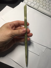 Load image into Gallery viewer, 卖了 18.5cm 100% Natural light green yellow Xiu Jade Serpentine hairpin AW11
