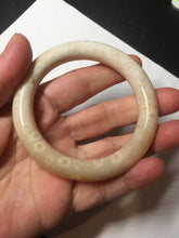 Load image into Gallery viewer, 52.8mm 100% natural beige yellow white round cut Coral Jade (珊瑚玉) bangle SY70
