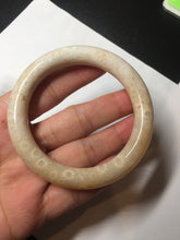 Load image into Gallery viewer, 52.8mm 100% natural beige yellow white round cut Coral Jade (珊瑚玉) bangle SY70
