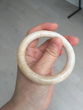 Load image into Gallery viewer, 52.8mm 100% natural beige yellow white round cut Coral Jade (珊瑚玉) bangle SY70
