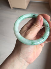 Load image into Gallery viewer, 卖了 56mm certified 100% natural type A sunny green round cut jadeite jade bangle AD116-6633
