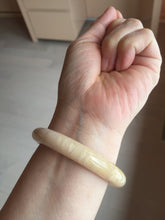 Load image into Gallery viewer, 52.8mm 100% natural beige yellow white round cut Coral Jade (珊瑚玉) bangle SY70
