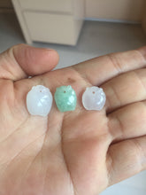 Load image into Gallery viewer, 100% Natural sunny green icy watery apple jadeite Jade beads pendant PC121 (Add on item. No sale individually)
