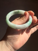 Load image into Gallery viewer, 54mm 100% natural certified sunny green/white (白底青) jadeite jade bangle BL36-5240
