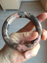 Load image into Gallery viewer, 55mm 100% natural pink/black/brown/yellow chubby round cut rose stone (Rhodonite) bangle AW36
