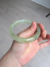 Load image into Gallery viewer, 58.8mm 100% natural fresh icy green mica bangle SY75
