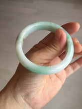 Load image into Gallery viewer, 53mm 100% natural certified sunny green/white(白底青) jadeite jade bangle BK81-5255
