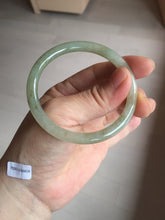 Load image into Gallery viewer, 52.7mm Certified type A 100% Natural light green yellow brown floating seaweed slim round cut Jadeite bangle E90-6616
