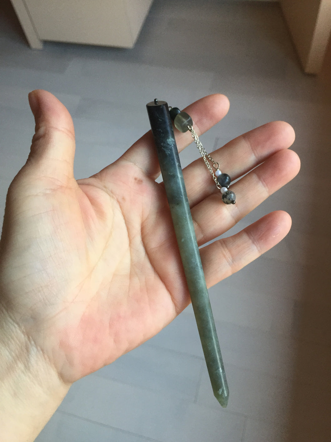 13.5cm 100% Natural light green black gray Xiu Jade Serpentine hairpin AW31