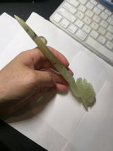 Load image into Gallery viewer, 17.5cm 100% Natural light green Xiu Jade Serpentine vantage carved peony hairpin AW24
