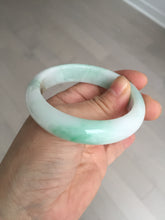 Load image into Gallery viewer, 53mm 100% natural certified sunny green/white(白底青) jadeite jade bangle BK81-5255
