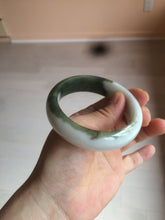 Load image into Gallery viewer, 54.8mm certified type A 100% Natural oily dark green/white(半山半水) chubby Jadeite Jade bangle C82-4436
