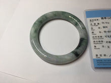 Load image into Gallery viewer, 55.8mm certified 100% natural Type A light green white purple with green floating flowers round cut jadeite jade bangle BS94-6610
