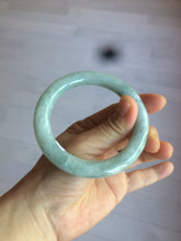 Load image into Gallery viewer, 56.4 mm certificated Type A 100% Natural light green round cut Jadeite Jade bangle S54-4069
