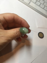 Load image into Gallery viewer, 100% natural type A half light green half dark green four-prong jadeite jade ring X142
