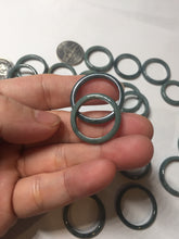 Load image into Gallery viewer, 100% natural type A green/blue/purple Guatemala jadeite jade band ring group PD9
