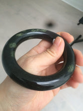 Load image into Gallery viewer, 57.9mm Certified 100% Natural dark green with light green fern frost chubby round cut nephrite Hetian Jade bangle HT103-0792
