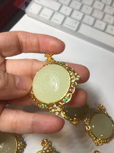 Load image into Gallery viewer, 100% Natural yellow/green Hetian nephrite Jade(和田黄玉) pendant HF84
