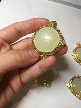 Load image into Gallery viewer, 100% Natural yellow/green Hetian nephrite Jade(和田黄玉) pendant HF84
