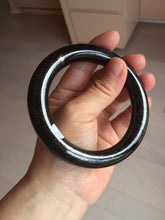 Load image into Gallery viewer, 61.4mm certified 100% Natural black(MO YU 墨玉) meteorite Stellar Night sky chubby round cut nephrite bangle HF118-8245
