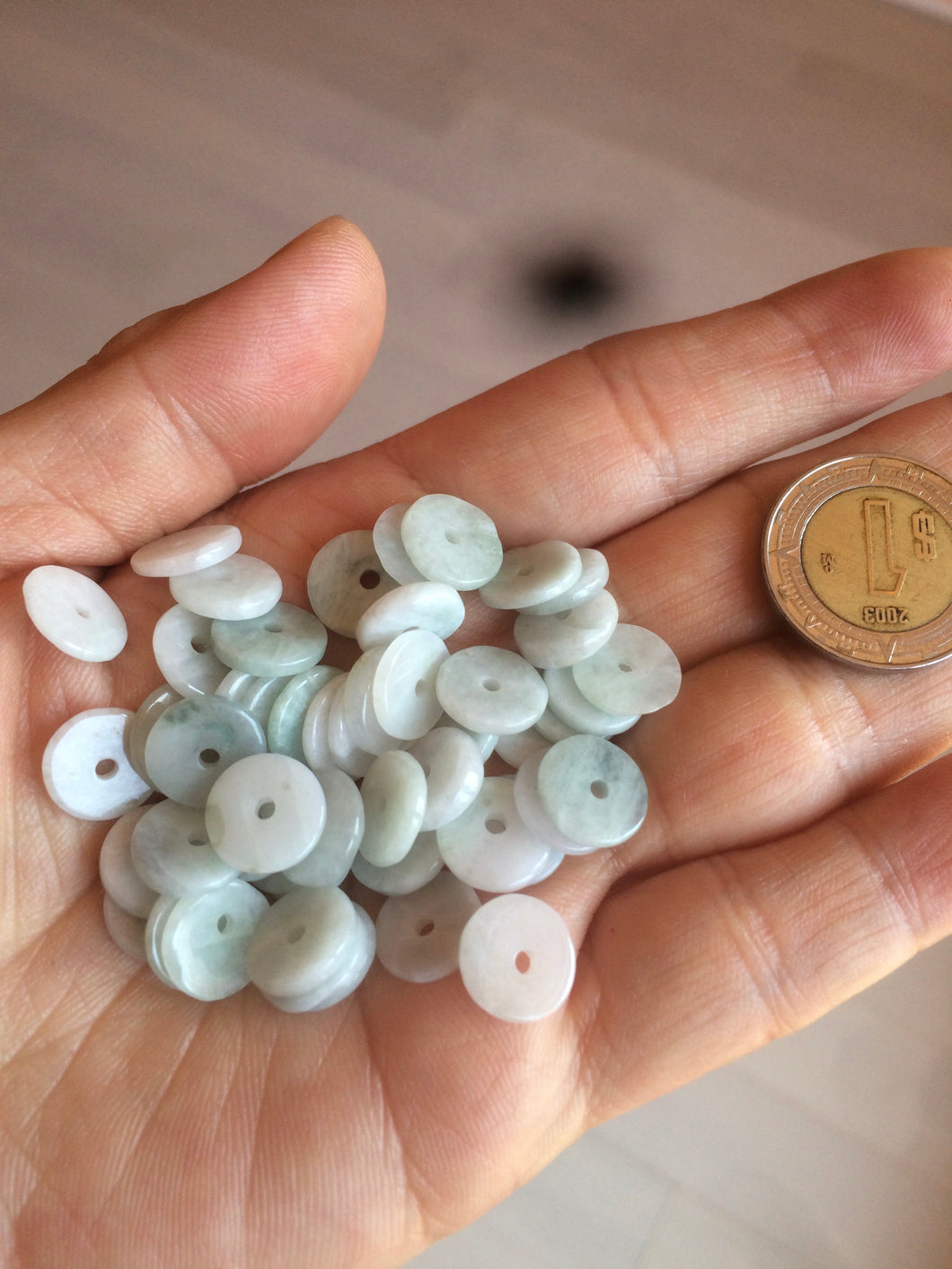 50 pieces of 100% Natural light green/white Jadeite Jade small safety button beads AS79 (supply)
