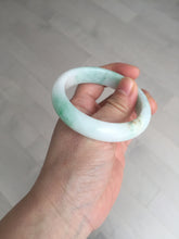 Load image into Gallery viewer, 53mm 100% natural certified sunny green/white(白底青) jadeite jade bangle BK81-5255
