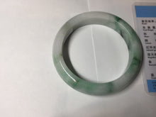 Load image into Gallery viewer, 58.7mm 100% natural certified sunny green/white(白底青) jadeite jade bangle BK82-5231
