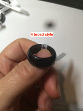 Load image into Gallery viewer, 100% natural type A black (乌鸡翡翠)  jadeite jade band ring AQ65
