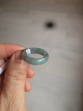 Load image into Gallery viewer, 100% natural type A green/black (青花乌鸡芝麻糊) jadeite jade band ring AE57
