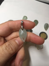 Load image into Gallery viewer, 100% Natural type A green/white/gray small crab claws jadeite Jade pendant necklace group BP116
