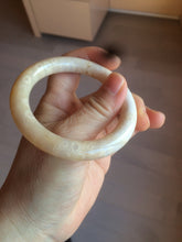 Load image into Gallery viewer, 52.8mm 100% natural beige yellow white round cut Coral Jade (珊瑚玉) bangle SY70
