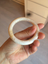 Load image into Gallery viewer, 52.8mm 100% natural beige yellow white round cut Coral Jade (珊瑚玉) bangle SY70
