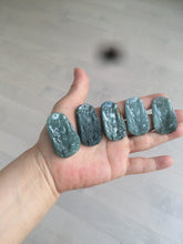 Load image into Gallery viewer, 100% natural green/blue/gray/yellow Guatemala jadeite jade landscape(山水) pendant AQ74
