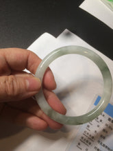 Load image into Gallery viewer, 55mm Certified type A 100% Natural light green/white  round cut Jadeite bangle BH4-0415
