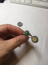 Load image into Gallery viewer, 100% natural type A sunny green four-prong jadeite jade ring PA81
