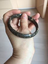 Load image into Gallery viewer, Sold! Please don&#39;t order. Thanks. 59.5mm 100% natural black background with white/yellow/red flowers Plum blossom Jade(梅花玉) bangle SY98-4
