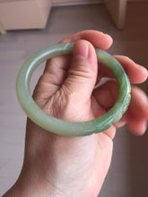 Load image into Gallery viewer, 54.3mm certificated 100% Natural green/gray 翠青 with carved peony slim nephrite Jade bangle HHE101-8780
