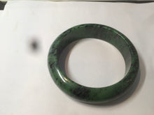 Load image into Gallery viewer, 60.5mm 100% natural green/red/black Epidote (红绿宝)bangle CB62
