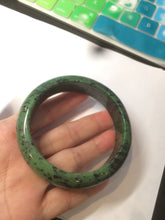 Load image into Gallery viewer, 60.5mm 100% natural green/red/black Epidote (红绿宝)bangle CB62
