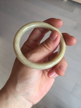 Load image into Gallery viewer, 50.5mm certified 100% natural Type A light yellow round cut jadeite jade bangle BS8-9570
